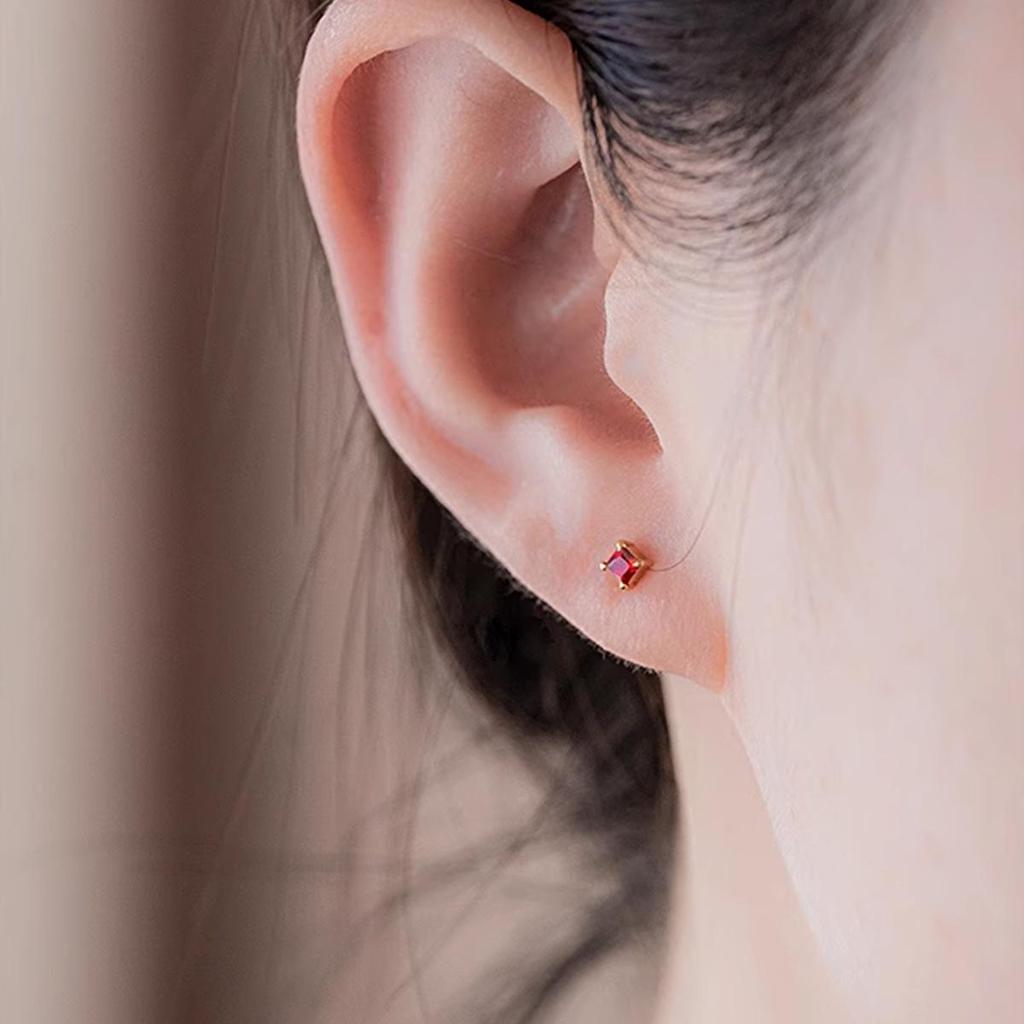 Ohrstecker aus Granatrotwein-Silber im japanischen Stil - Prinzessin Quadratisches Zuckerdesign, Süße Luxus-Weihnachtszubehör.