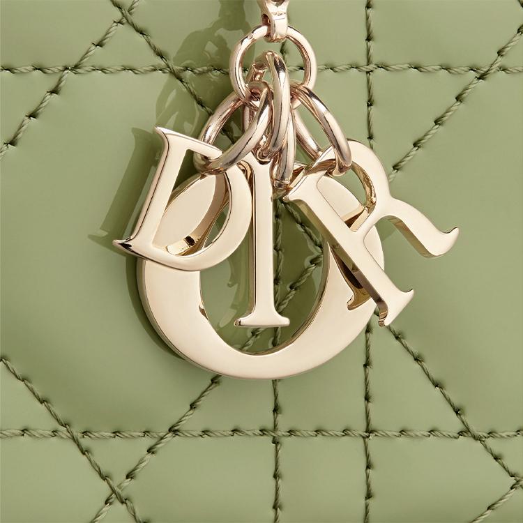 Dior Lady  Fashionable Exquisite Woven Pattern Patent Calfskin Card Holder Women Card Holder Green S0074OVRB-M73H