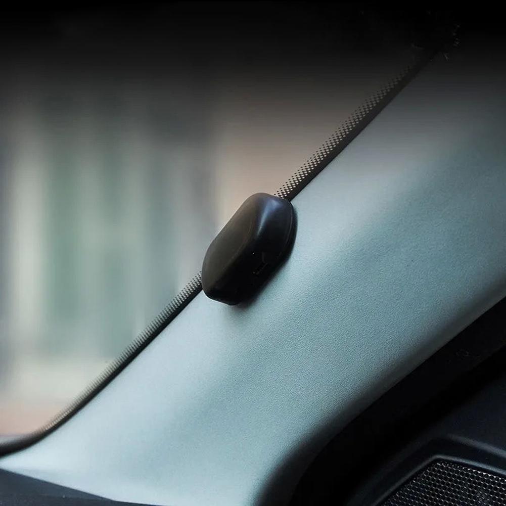 Solar Powered Car Fake Security Light Blue/Red Light LED Flashing Light Simulated Car LED Warning Light Anti-Theft Caution Lamp