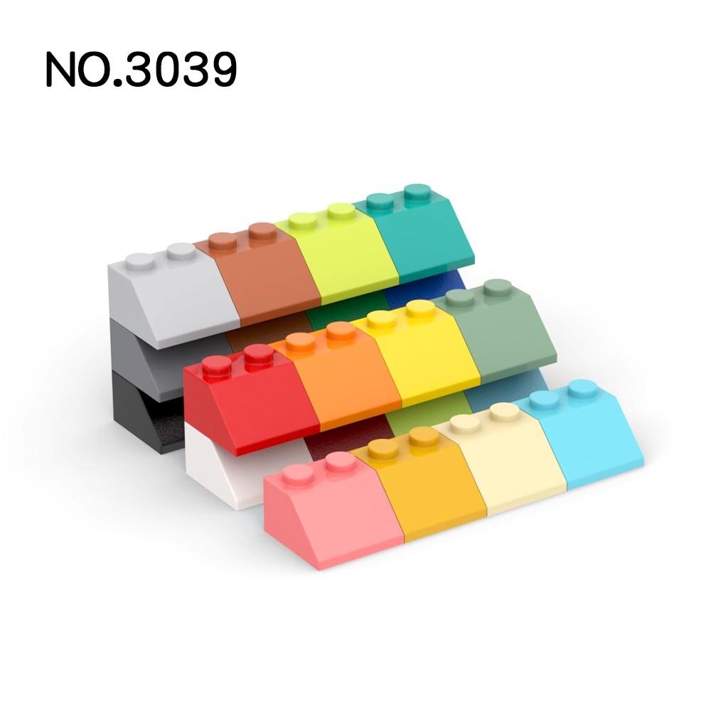 

20 шт. Деталі MOC 3039 Нахил 45° 2 x 2 Сумісні цеглинки DIY Збірка Будівельні блоки Частинки Дитяча головоломка Мозкова іграшка Подарунок
