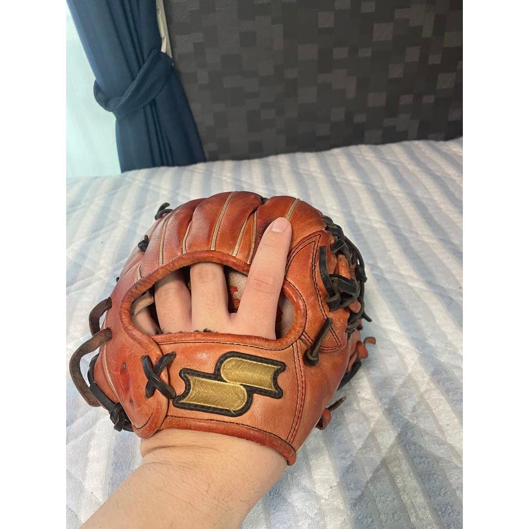 Used Reduced price, ready for action! ! SSK Hardball Gloves for Infielders and Thirds Made in Japan