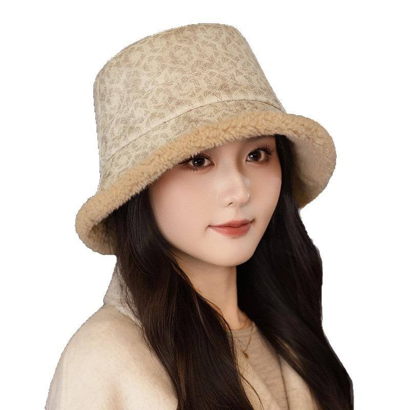 Autumn and Winter Hat Women's Lamb Wool Bucket Hat Versatile Washbasin Hat Thickened Warm Windproof Bucket Hat