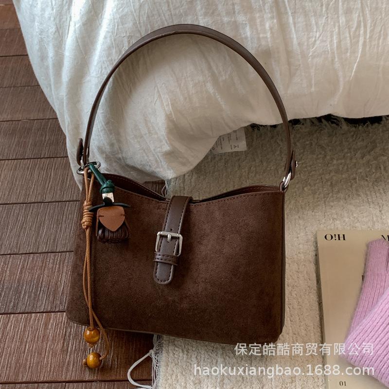 Vintage Maillard brown small bag 2025 new casual versatile women's messenger bag exquisite portable bucket bag