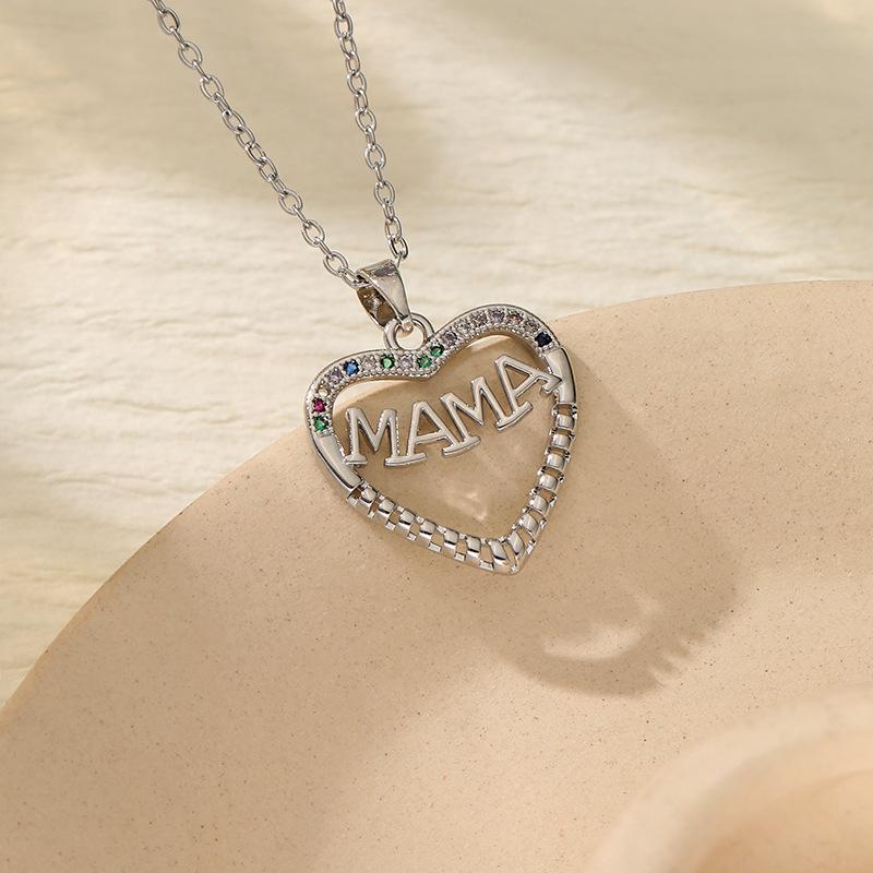 Titanium Steel Non-fading Necklace - European & American Style, Light Luxury, Versatile Korean Fashion, Perfect for Women and Girlfriend Gifts.