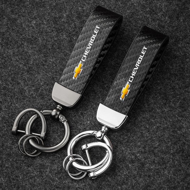 Klíčenka s logem auta Černá kožená klíčenka Přívěsek Pro Chevrolet Z71 Sail Corsa Aveo Matiz Onix Camaro Beat Volt Niva Equinox Bolt