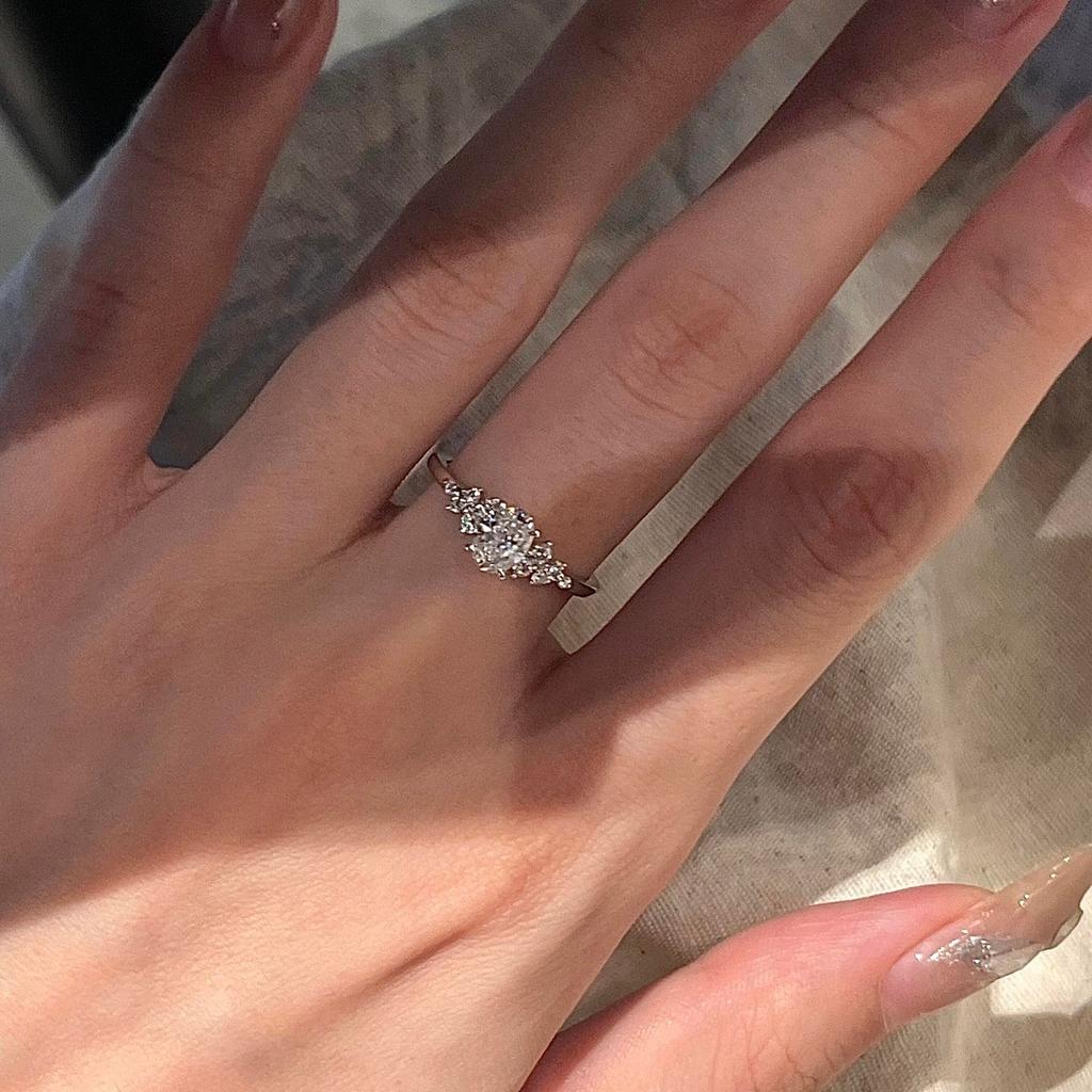 Broken diamonds burst sparkling galaxy ring women's light luxury high-end design sense