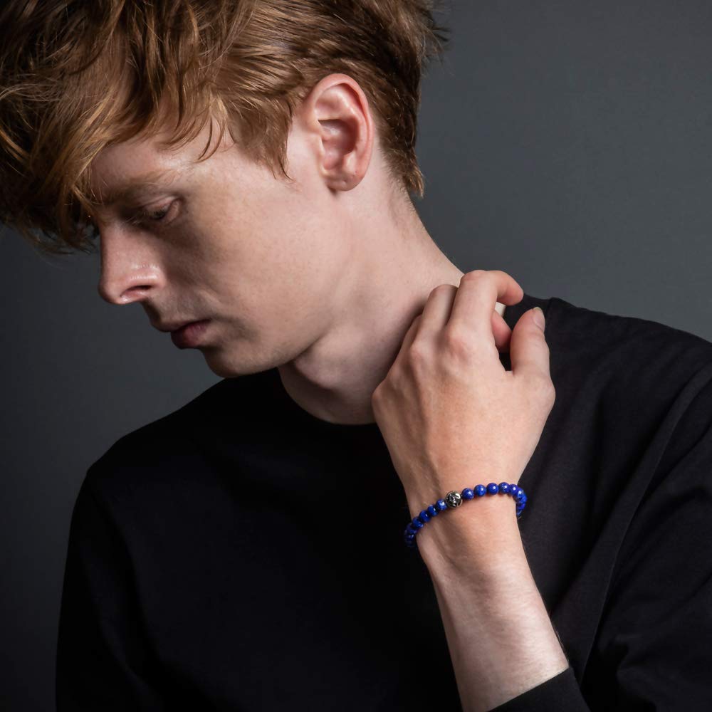 Artemis Classic 2020AW Collection: A beautiful deep ultramarine blue laurel bracelet made with natural lapis lazuli. Artemis Classic Tracery Natural