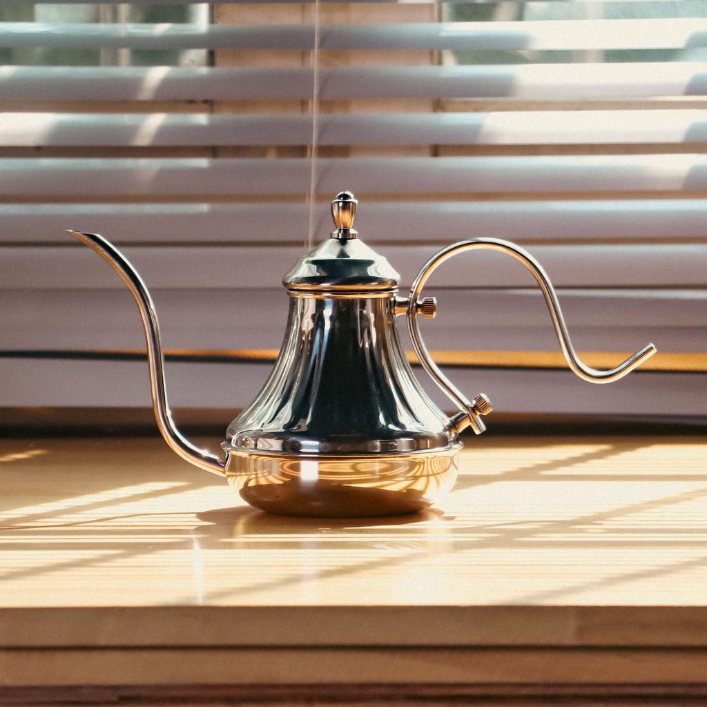 Bronze Court Hand Pouring Coffee Pot Hand Made Coffee Maker Narrow-Mouth Pot Narrow Mouth Pot450CC650C 900CC