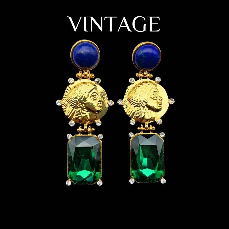 Vintage Electroplated Real Gold Portrait With Rectangular Temperament Emerald Green Glass Fashionable Versatile Earrings изумрудный