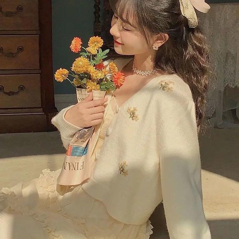 Cardigan tricoté brodé à fleurs pour femmes, pull surdimensionné, Vintage, col en V, manches longues, haut Chic, vêtements d'extérieur, 2021