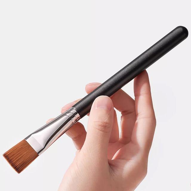 Stroke of Beauty - Flat Foundation Brush