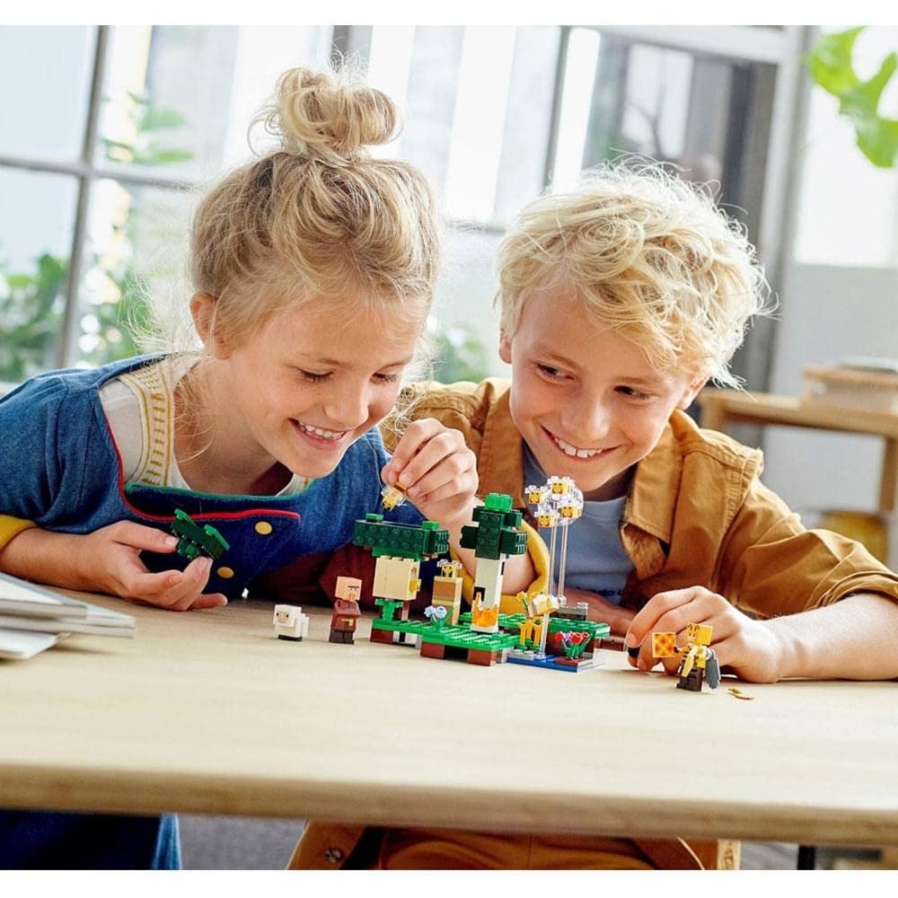 LEGO Minecraft Bee Farm Set 21165 Building Blocks Toy for Kids Ages 8 and Up