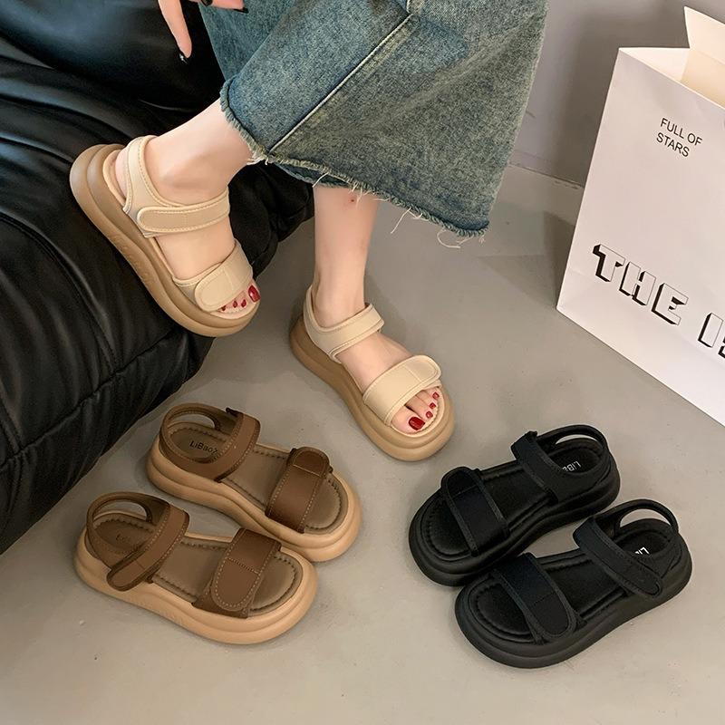 Platform sandals women's new summer sports soft-soled work versatile, not tired feet non-slip beach shoes