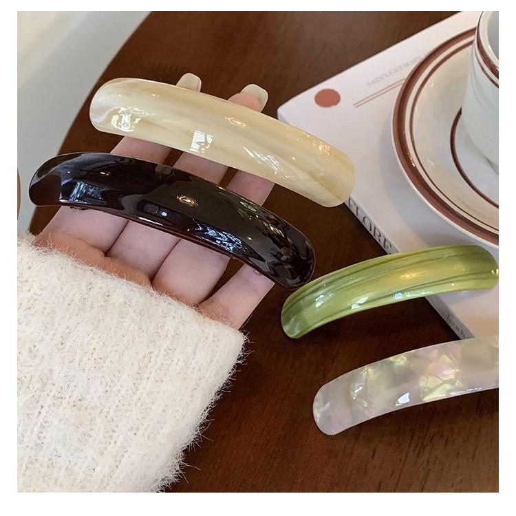 Versatile Large Spring Hair Clip for Women - Elegant Back-of-Head Headdress