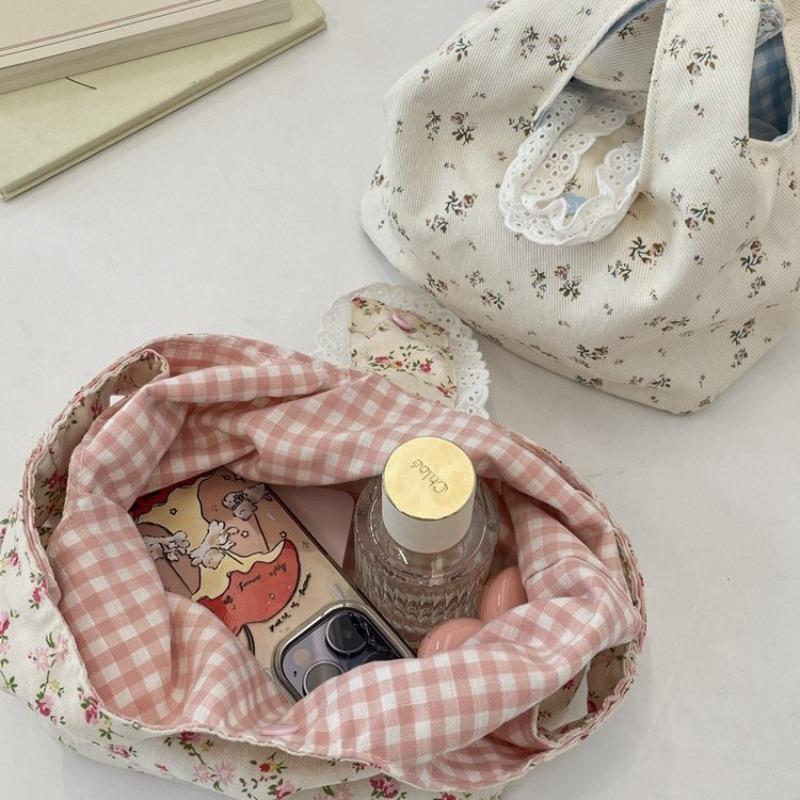 Cute floral handheld canvas bag, office miscellaneous items, small handbag, summer handbag, women's wrist bag