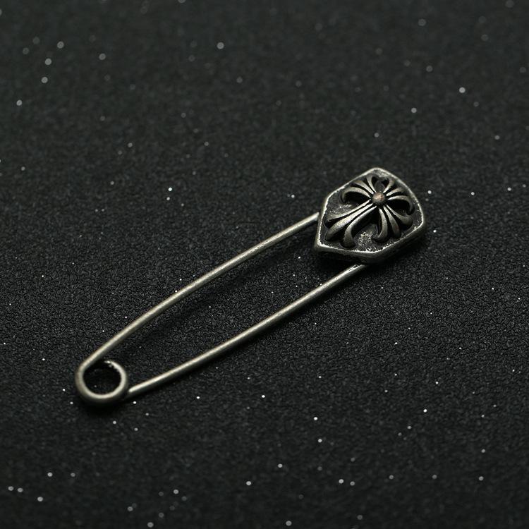 Versatile Retro Lion Head Brooch: Irregular Pendant & U-shaped Safety Pin