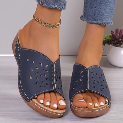 Lucyever Hollow Out Platform Slippers Women Plus Size Soft Bottom Casual Sandals Woman Lightweight Anti-Slip Beach Flip Flops 43