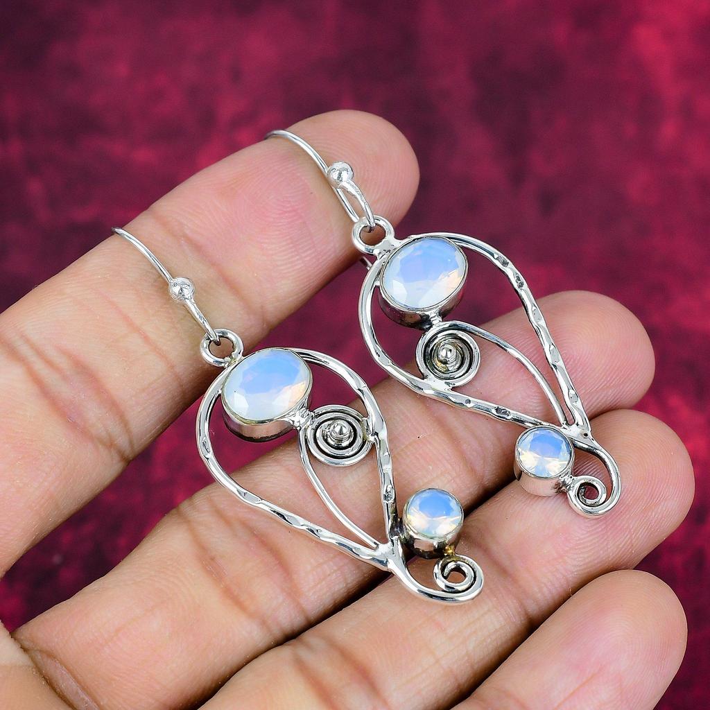 Cercei din argint 925, model Milky Opal, bijuterii lucrate manual cu pietre prețioase, cadouri pentru soție, cercei noi-nouți