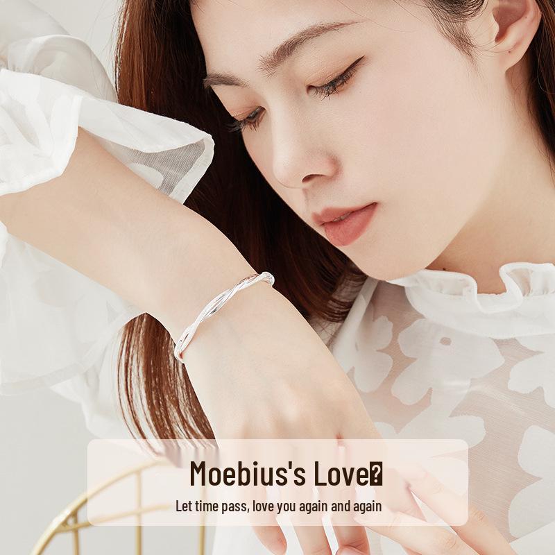 Solid 999 Fine Silver Möbius Strip Bracelet - Women's Jewelry Gift