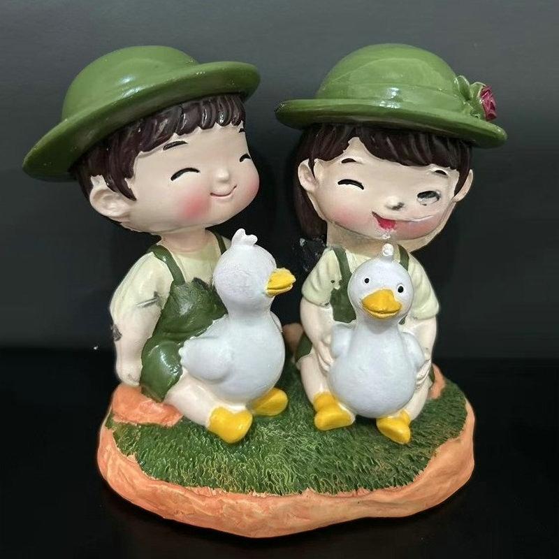Cute Cartoon Doll Ornaments of Rural Sun Hats, Garden Couple Decorations and Home Ornaments