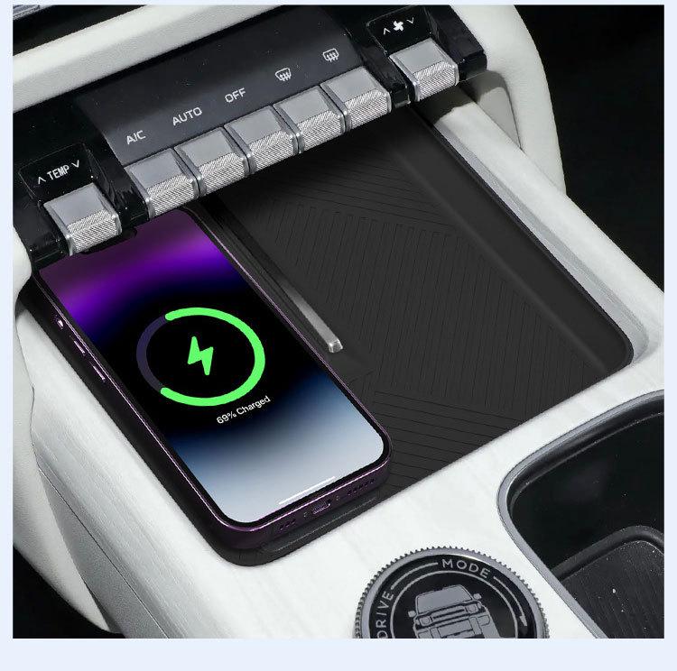 Wireless Charging Pad for Chery iCAR V27: Silicone Console Accessory for Mobile Phones