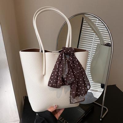 Large Capacity Bag Women's Versatile New Shoulder Leisure Work Commuter Tote Bag