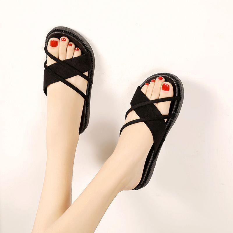 

Flat bottom large size summer new platform sandals women s outer wear travel straps muffin retro beach shoes 40