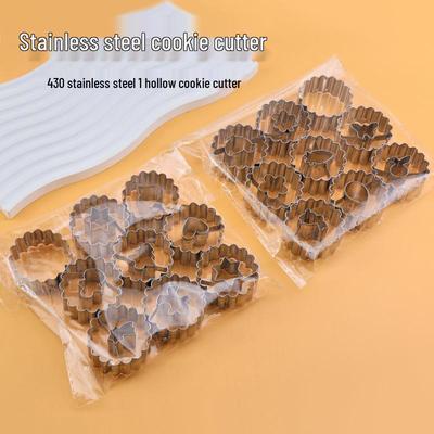Set di 9 Tagliabiscotti in Acciaio Inossidabile per Pasqua & Natale - Include Taglio per Marmellata e Stampi per Fondente