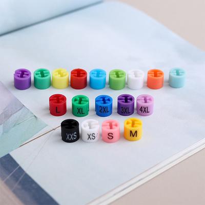 100 buc. Etichete de dimensiuni pentru cuier pentru haine. Etichete pentru marcator de mărime pentru articole de îmbrăcăminte Inele pentru magazin de haine Umeraș pentru magazin Xs SML Xl 3Xl-5Xl