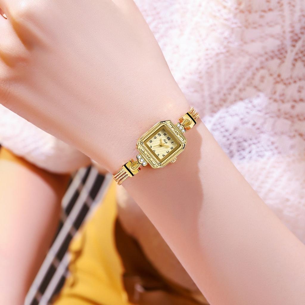 Ladies Light Luxury High-End Watch Retro Copper Imitation Snake Strap Watch Square Plate Antique High-Value Watch