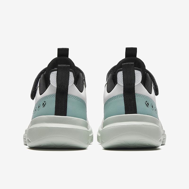 Anta Kids Vitality Simple Versatile Lightweight Shock Absorbing Breathable Low Top Running Shoes Kids Running Shoes Gray Black Blue A12435568-1