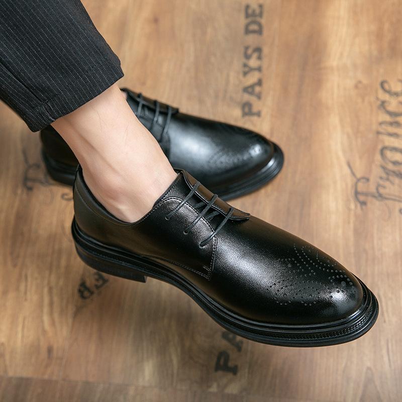 Foreign Trade Brock Leather Shoes Men's Engraved British Style Business Dress Casual Hair Stylist Wedding Groom Shoes