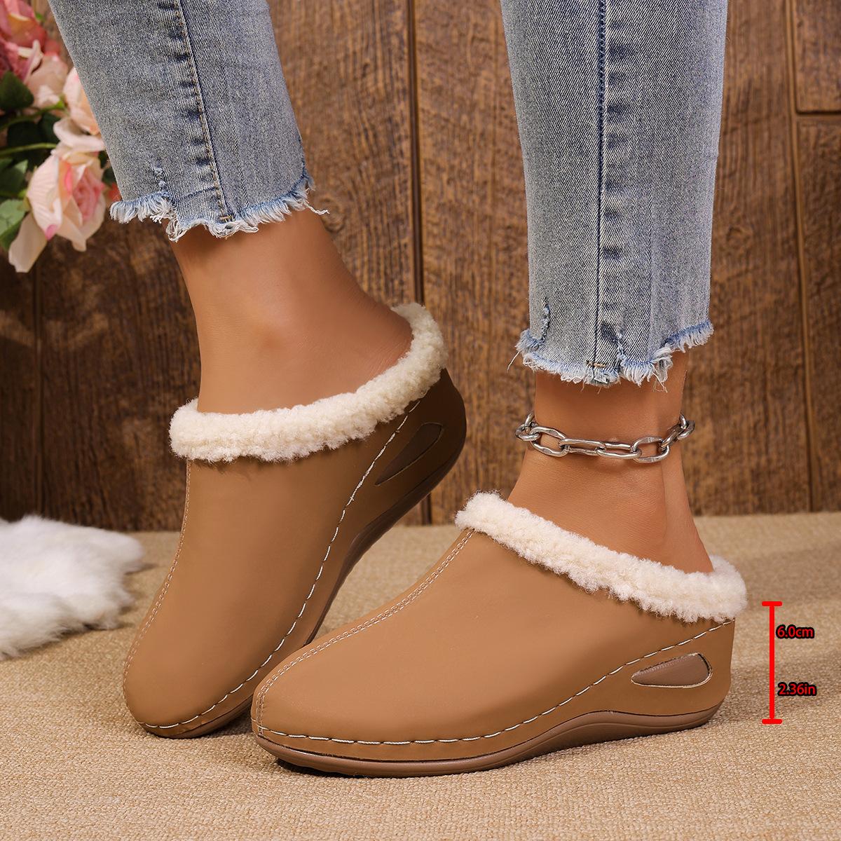 

Foreign trade slope heel round head slippers women s large size 2025 autumn and winter new velvet thick-soled one-pedal bag head half slippers 43 светло-коричневого