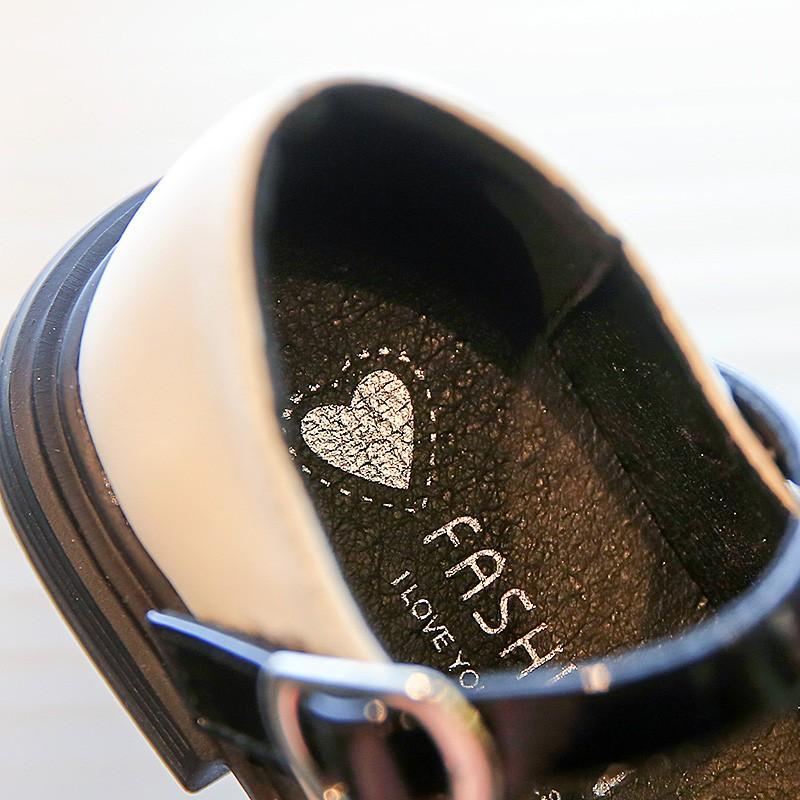 Zapatos de cuero de PU para niños, zapatos planos de charol para niñas, zapatos de princesa Vintage para escuela, color negro y Beige