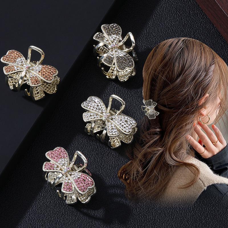 Elegant Rhinestone Butterfly Hair Claw: Medium-Sized High-End Accessory for Hairpin Bangs and Back-of-Head Styles