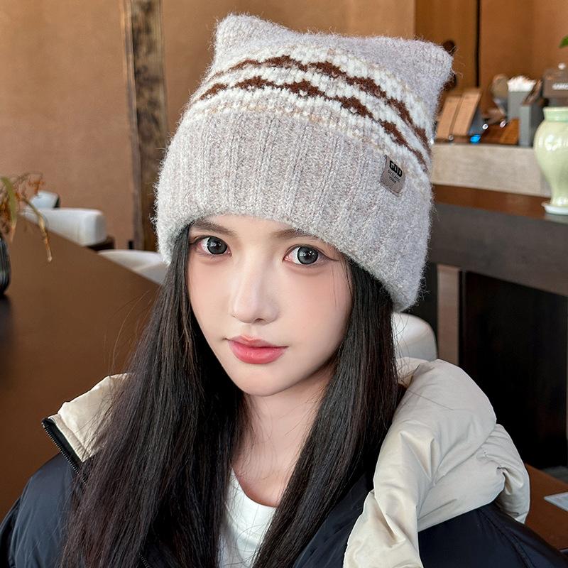 Warm Knitted Hat for Women Warm and Sweet Color Matching Ear Protection Woolen Hat Casual and Versatile Cold Proof Pullover Hat