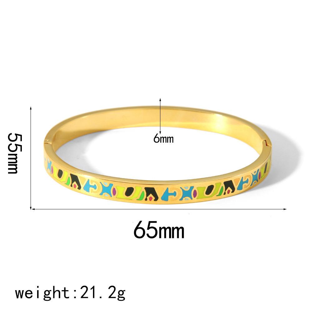Modern Stainless Steel Cuff Bracelet With Engraved Pattern For Elegant Summer Style