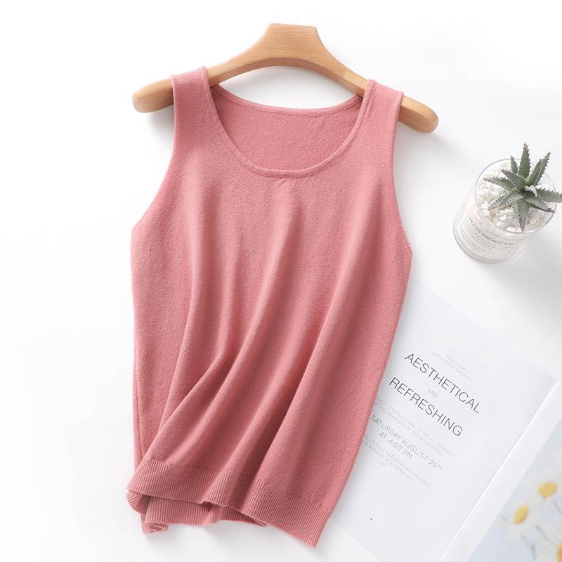 Women's Round Neck Sleeveless Sweater: New Autumn/Winter Knit Top, Versatile Slim Fit Vest for Layering.