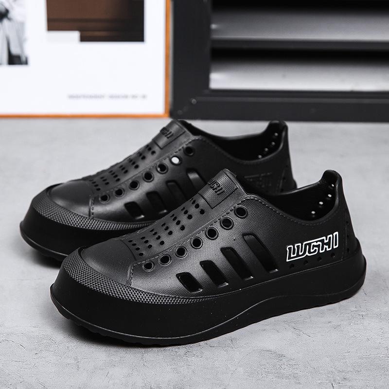 Summer couple hole shoes casual versatile breathable hollow soft sole beach wading sandals men's and women's outdoor waterproof shoes