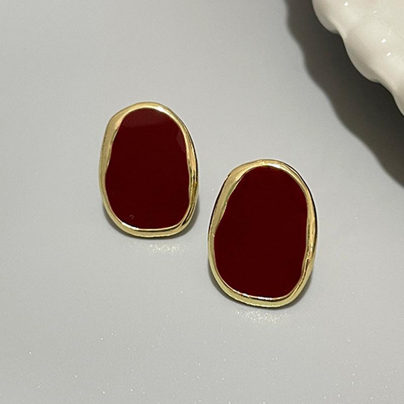 Irregular Geometry Oval Earrings Wine Red Enamel Oil Metal Stud Earrings for Women Simple Party Trendy Punk Jewelry Girls Gift