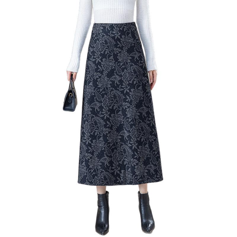2025 Autumn Elegant High Waist Jacquard Mermaid Skirt: Retro Style, Hip-hugging Design for a Taller, Slimmer Look