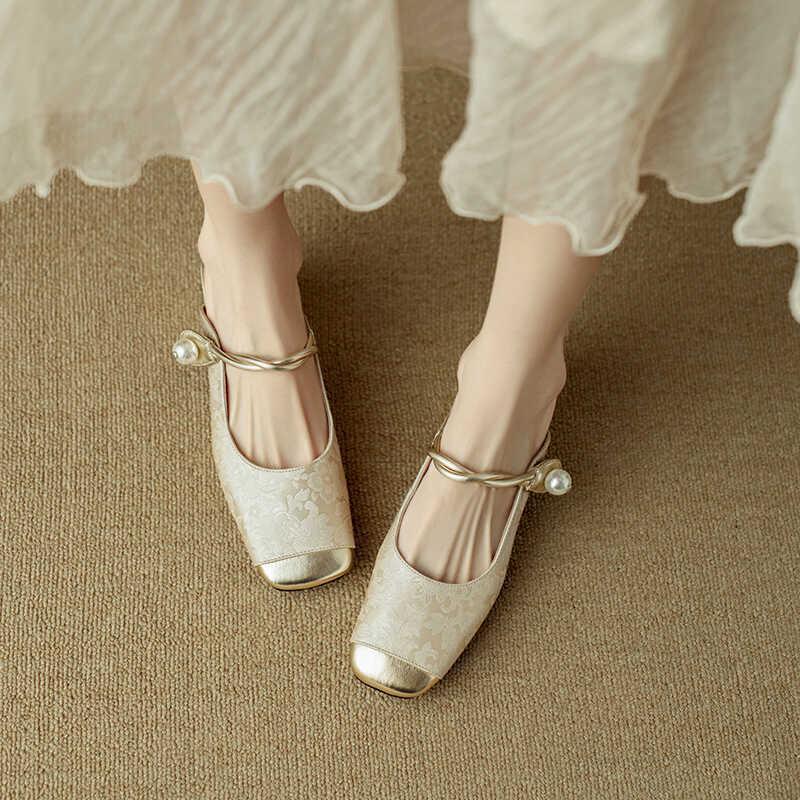 Fairy style bag head fashion leather sandals 2025 new summer French thick heel non-slip hollow national style women's slippers