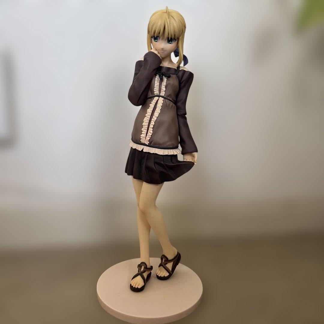 

[USED] Fate/hollow ataraxia Saber Casual Clothes Ver. Pre-painted PVC Figure