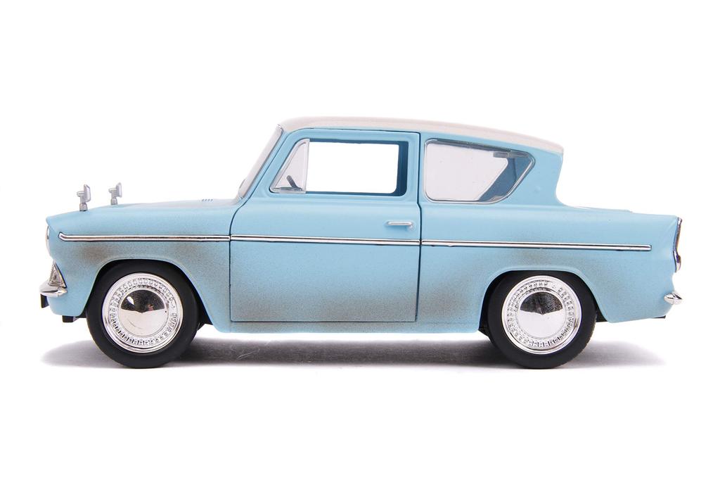 1:24 HARRY POTTER 1959 FORD ANGLIA w/HARRY POTTER Harry Potter Diecast Car