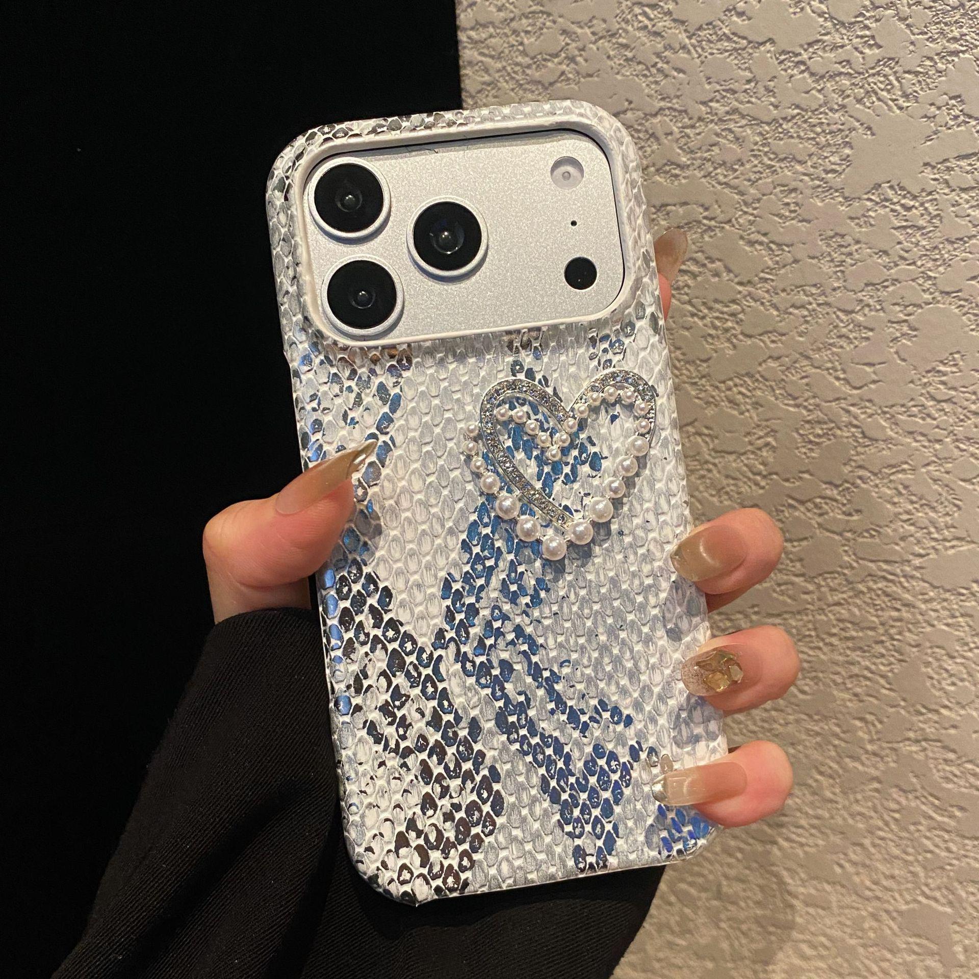 

Pearl Heart Snake Pattern Case for Apple iPhone 17-Air/16/15ProMax/14/13/12/11 iPhone XS