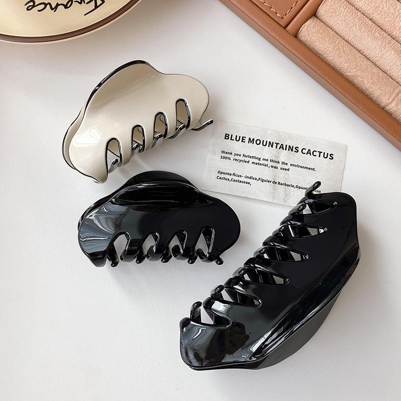 New Fashion White Hair Claw for Women French Classic Large Small Acetate Claw Clip Shark Crab Hair Clip Hair Accessories