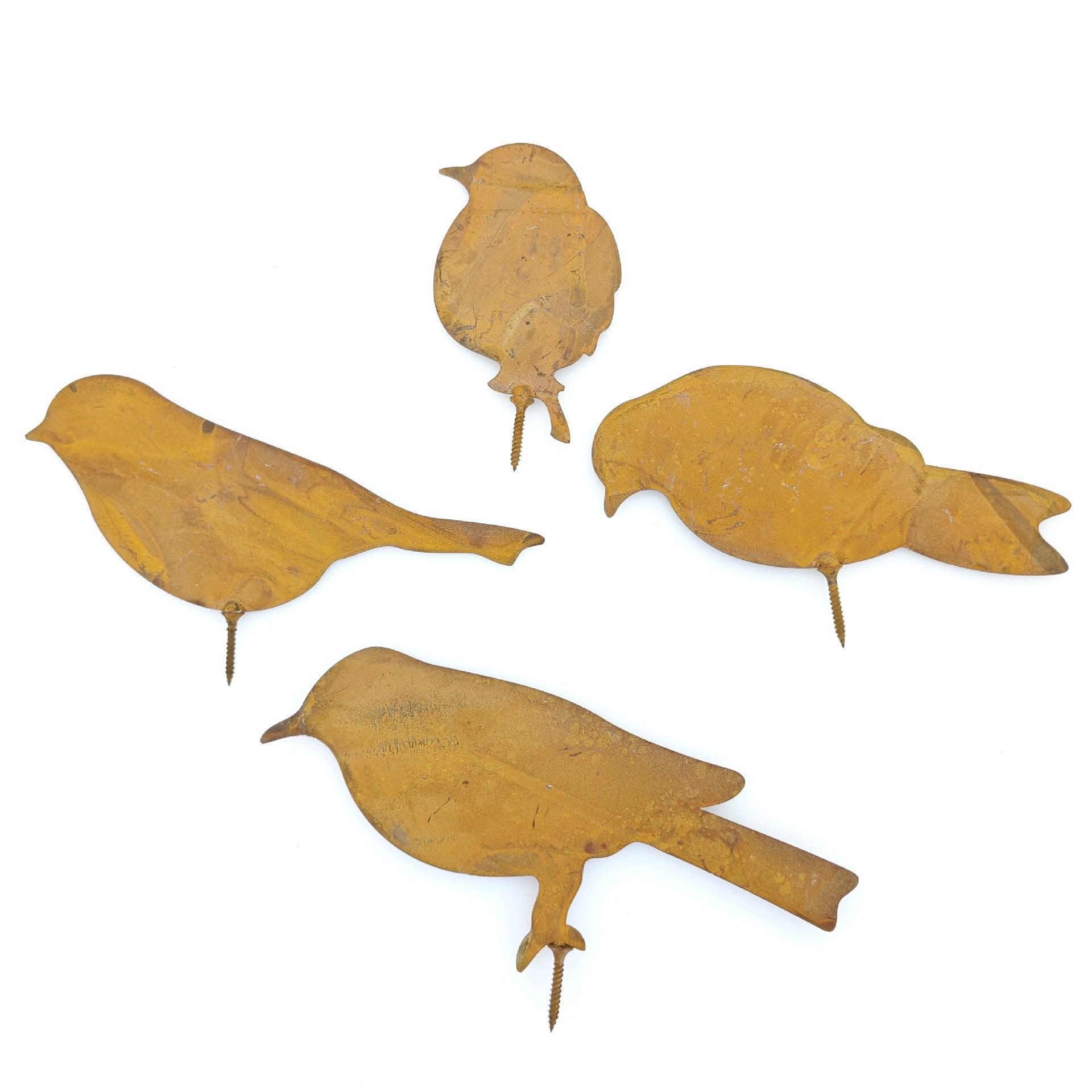 

Rusty Metal Bird Silhouette: Distressed Outdoor Garden Ornament
