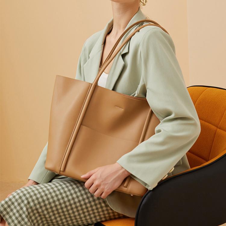 Large Capacity Handbag Women’s Roomy Bags