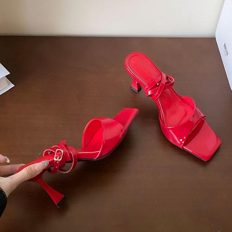 Mode 2025 Neue Mode Knöchelriemen Damen High Heels Pumps Schuhe Weiblich Eckige Zehenpartie Schuhe Flach Party Damen High Heels Schuhe