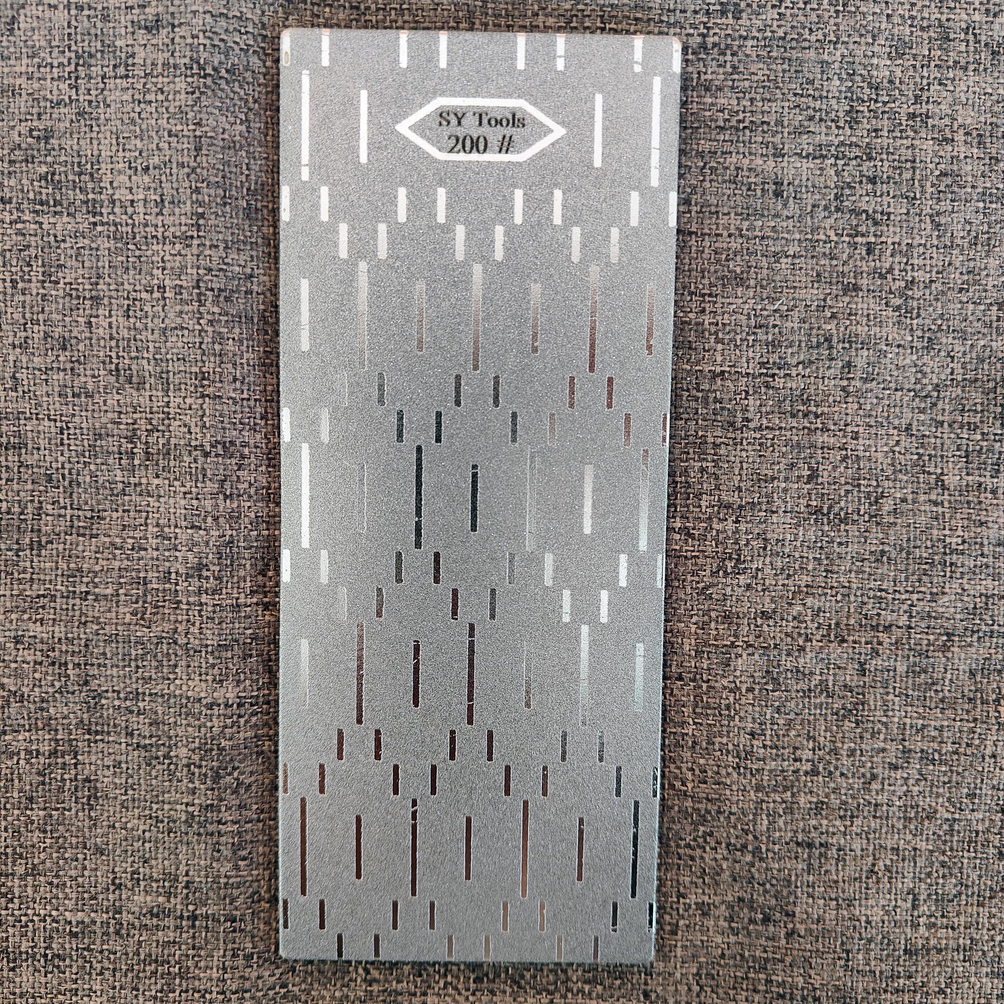 

Новый узор алмазный точильный камень точилка для ножей кухонный бар инструмент для быстрой заточки лезвий точильный камень 150x62mm